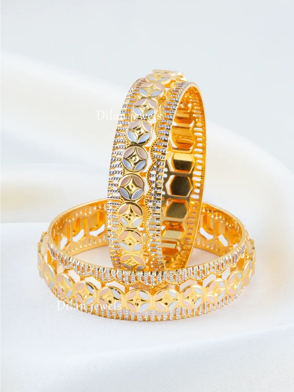 Gold Crystal-Accent Women's Bangle Bracelet